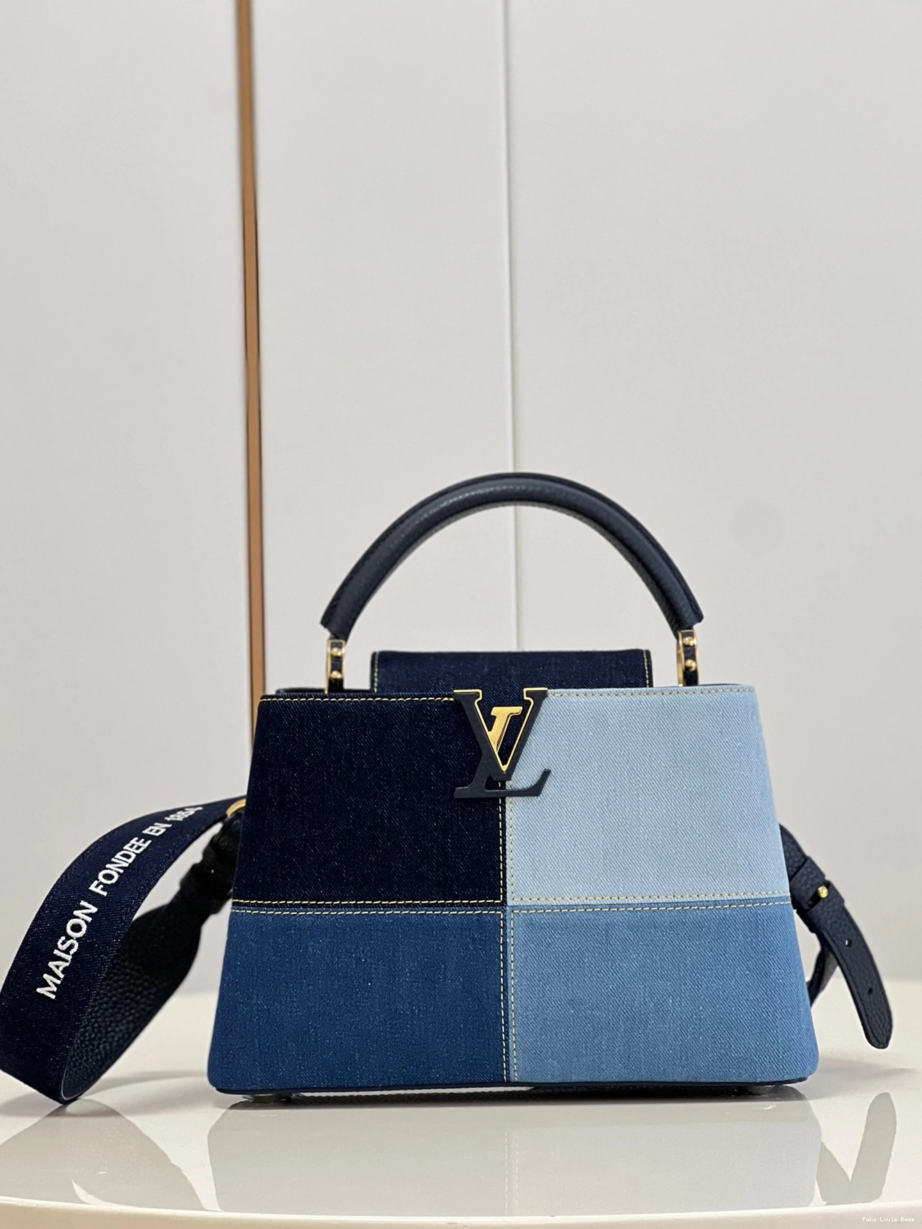 Fake Louis Bags VUITTON CAPUCINES BB LOUIS 0726
